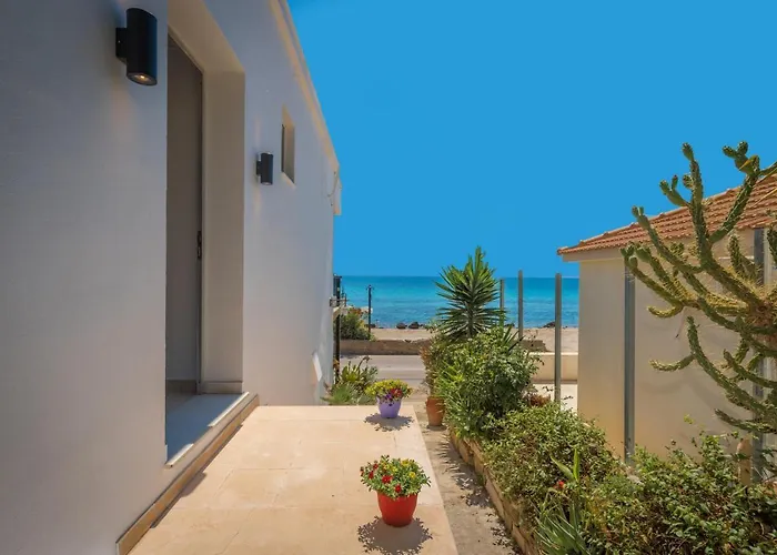 Akrotiri  Anastasia Miramar Deluxe Apartments תמונה