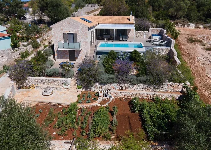 Euphoria Retreat Villa Manganos photo