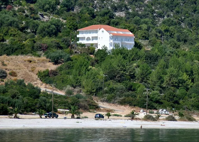 Filoxenia Hotel & Apartments Poros  photo