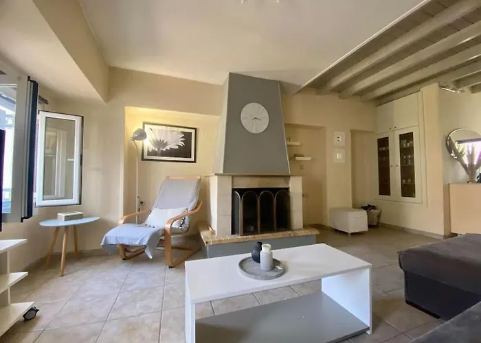 Bella Casa With Terrace Apartment Mantouki photo