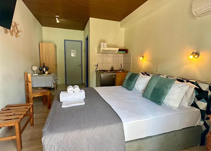 Anemos Studios & Apartments Poros  photo