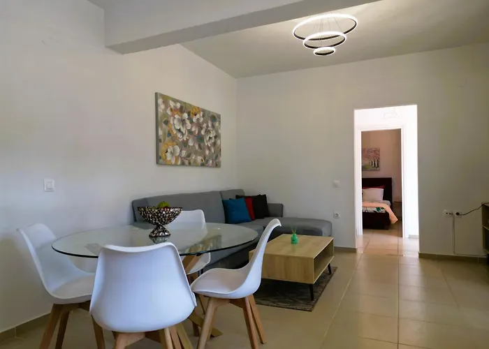 Heart Of Liapades Apartment 사진