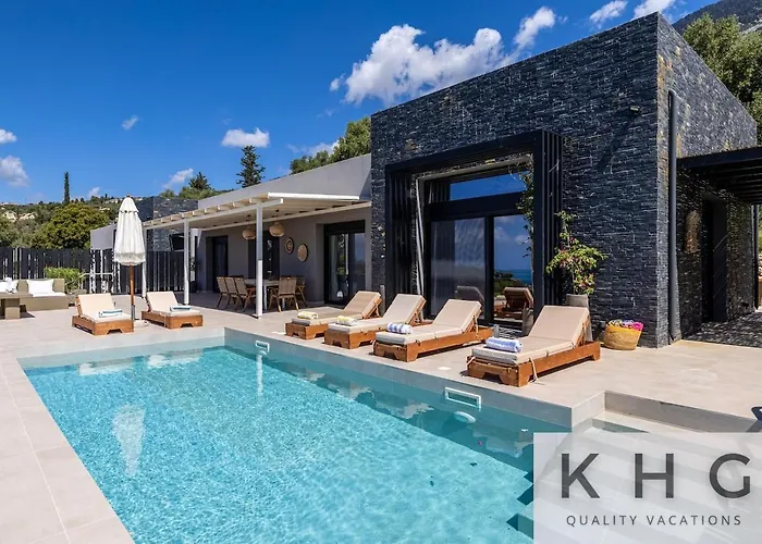 صورة Villa Peristeri In Lourdata Village!