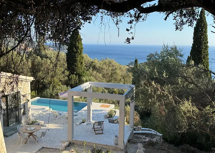 Loulis Villa - Pool, Meerblick, Natur Paleokasztríca képek