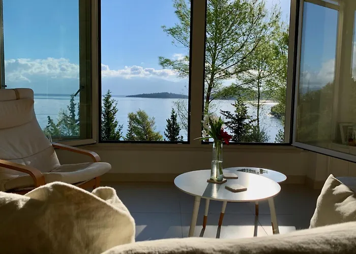 Ktima Bird Paradise Geni  photo