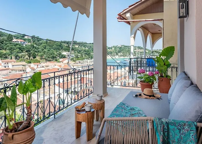 Asmira Apartment By Paxosretreats 락카 사진