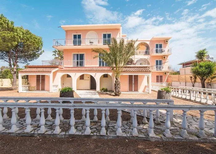 Southgate Apartments By Mps 圣乔治斯照片