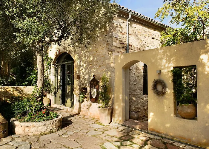 Familia Hotel Vathy  photo