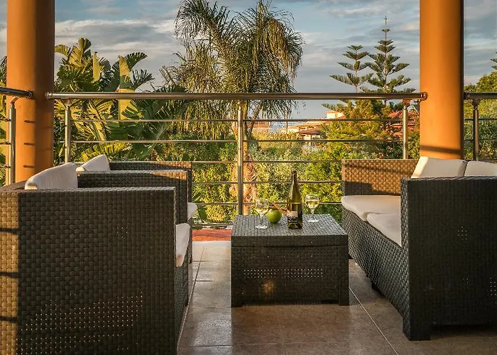 Armonia Studios & Apartments Psarou  photo
